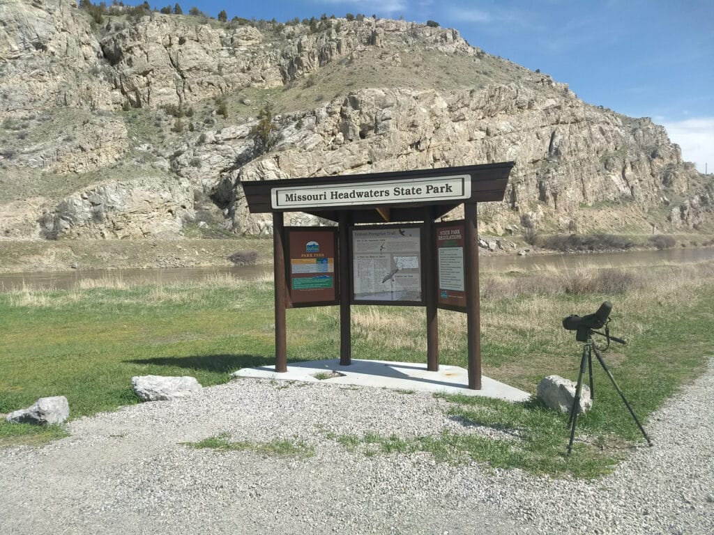 Trident Peregrine Trail Sign
